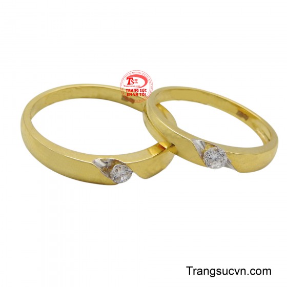 Nhẫn cưới vàng 10k bền chặt