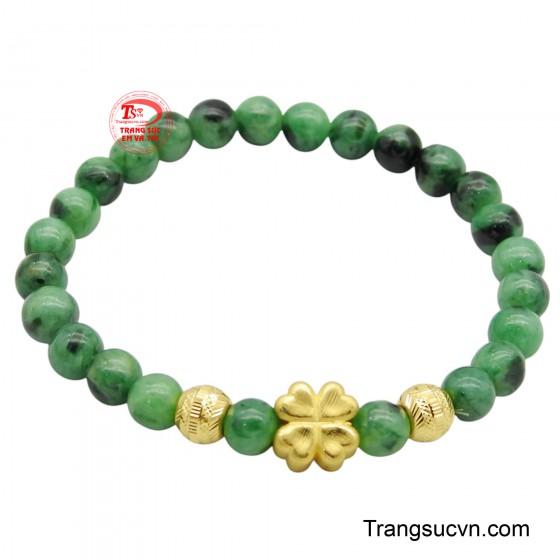 Vòng tay ngọc charm vàng