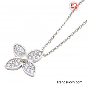 Chi tiết nhỏ nhắn, tỉ mỉ, tạo điểm nhấn cuốn hút.