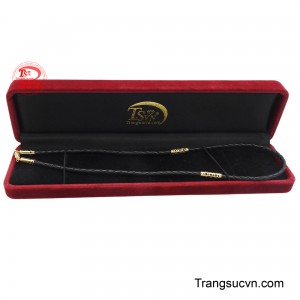 Sản phẩm được giao hàng toàn quốc.