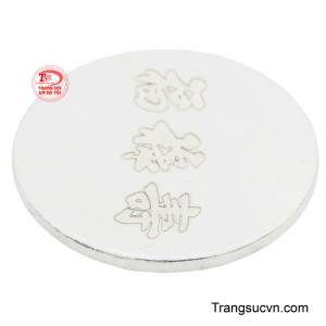 Không chỉ vây mà đồng xu bạc còn được sử dụng để đánh gió phòng cảm mạo của người xa xưa.