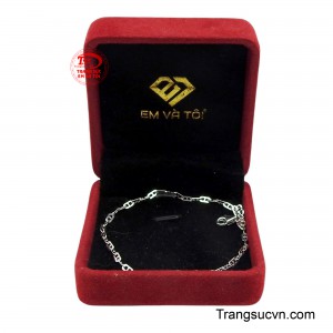 Sản phẩm được giao hàng toàn quốc.