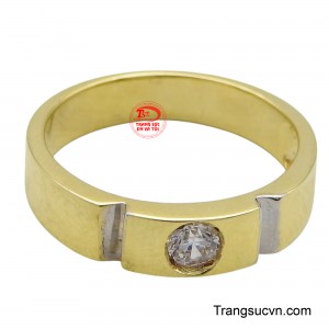 Nhẫn nữ vàng 10K thanh lịch có thể dễ dàng kết hợp với nhiều loại trang phục khác nhau, từ trang phục công sở thanh lịch đến trang phục dạo phố trẻ trung hay trang phục dự tiệc sang trọng.