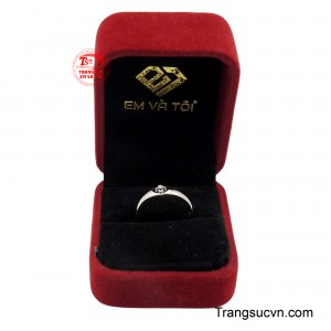 Sản phẩm được giao hàng toàn quốc.