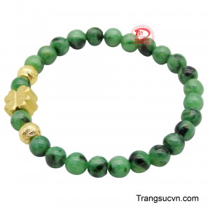 Những chiếc charm xinh xắn kể câu chuyện riêng, thể hiện phong cách và kỷ niệm của bạn.