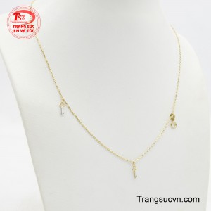 Nó không chỉ thể hiện sự trân trọng, yêu mến mà còn mang theo lời chúc về những điều tốt đẹp, những cơ hội mới và sự thành công trong tương lai. 