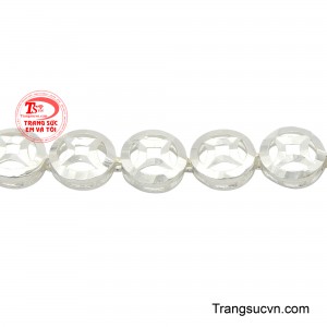 Trang sức Em Và Tôi nhận thiết kế và chế tác các loại trang sức theo yêu cầu.