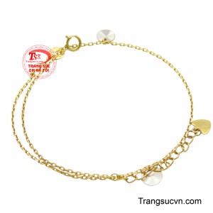 Lắc chân nữ vàng 14K được chế tác từ vàng 10k bền bỉ, chiếc lắc chân này nổi bật với thiết kế độc đáo mang lại những bước đi uyển chuyển cho người đeo.