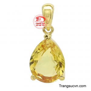 Mặt dây Sapphire vàng 14K  là một món trang sức có vẻ đẹp vượt thời gian, không bao giờ lỗi mốt. 