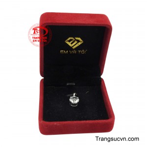 Sản phẩm được giao hàng toàn quốc.