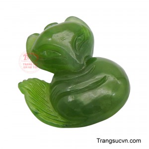 Hồ ly thường được xem như một linh vật bảo hộ, mang lại sự bình an và thịnh vượng cho gia chủ.