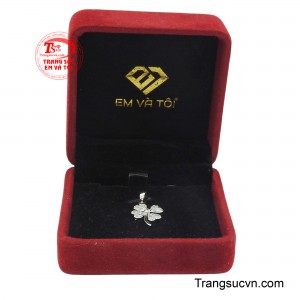 Sản phẩm được giao hàng toàn quốc.