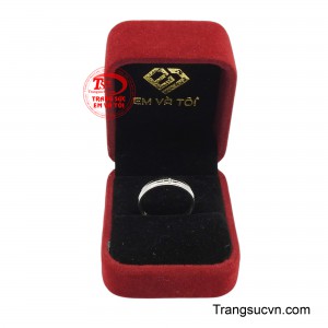 Sản phẩm được giao hàng toàn quốc.