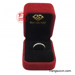 Sản phẩm được giao hàng toàn quốc.