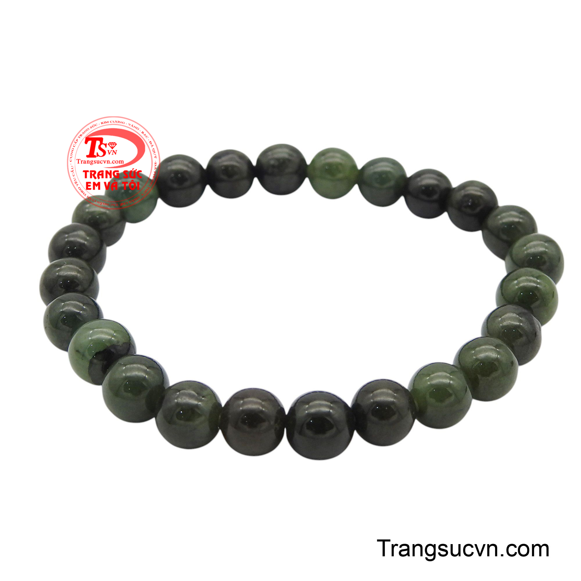 Kích thước hạt 7 ly mang lại sự nhẹ nhàng và thanh thoát cho người đeo, phù hợp với nhiều phong cách khác nhau.