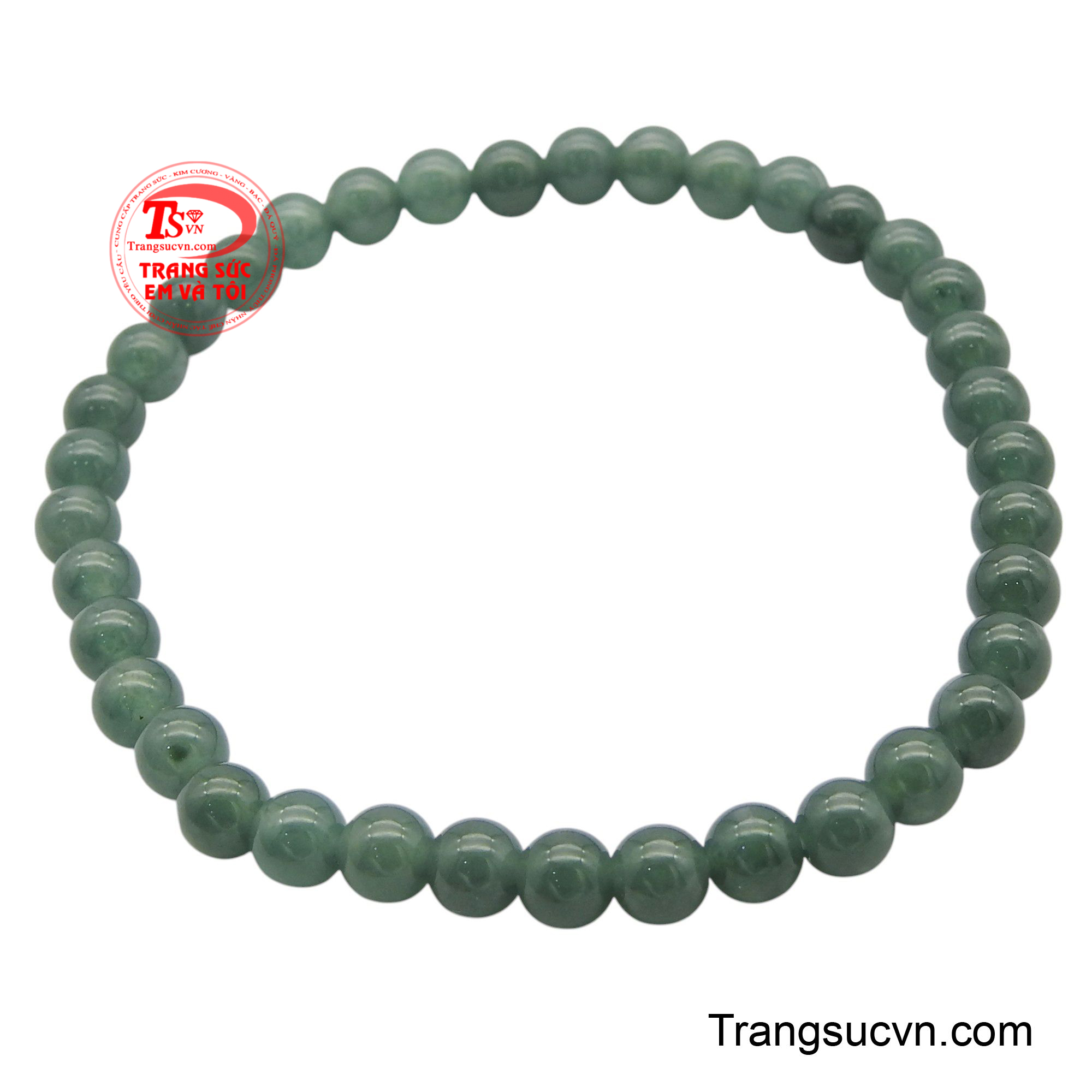 Từ xa xưa, ngọc cẩm thạch có thể mang đến tiền tài, thịnh vượng đến cho người đeo.