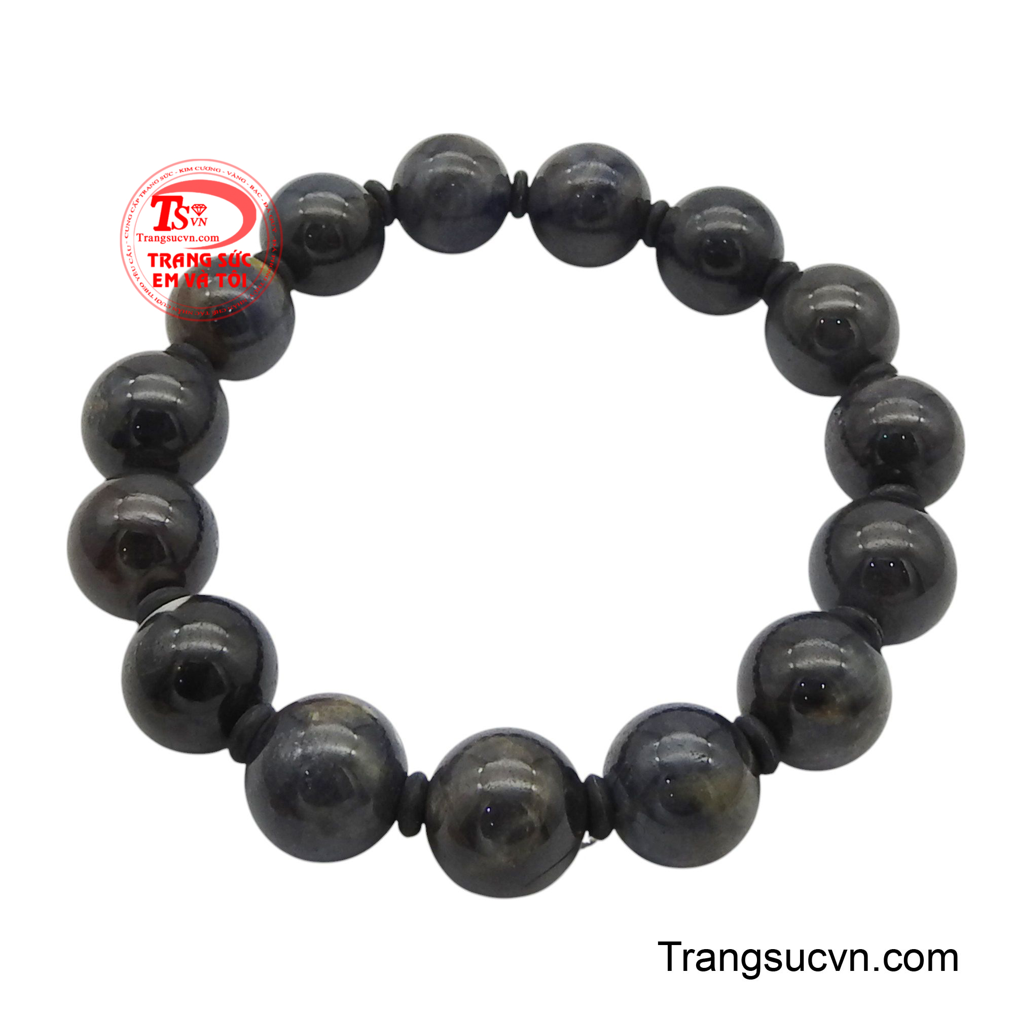 Đeo chuỗi tay này không chỉ làm đẹp cho cổ tay mà còn là cách để kết nối với nguồn năng lượng tích cực, đón nhận may mắn và thành công trong cuộc sống.