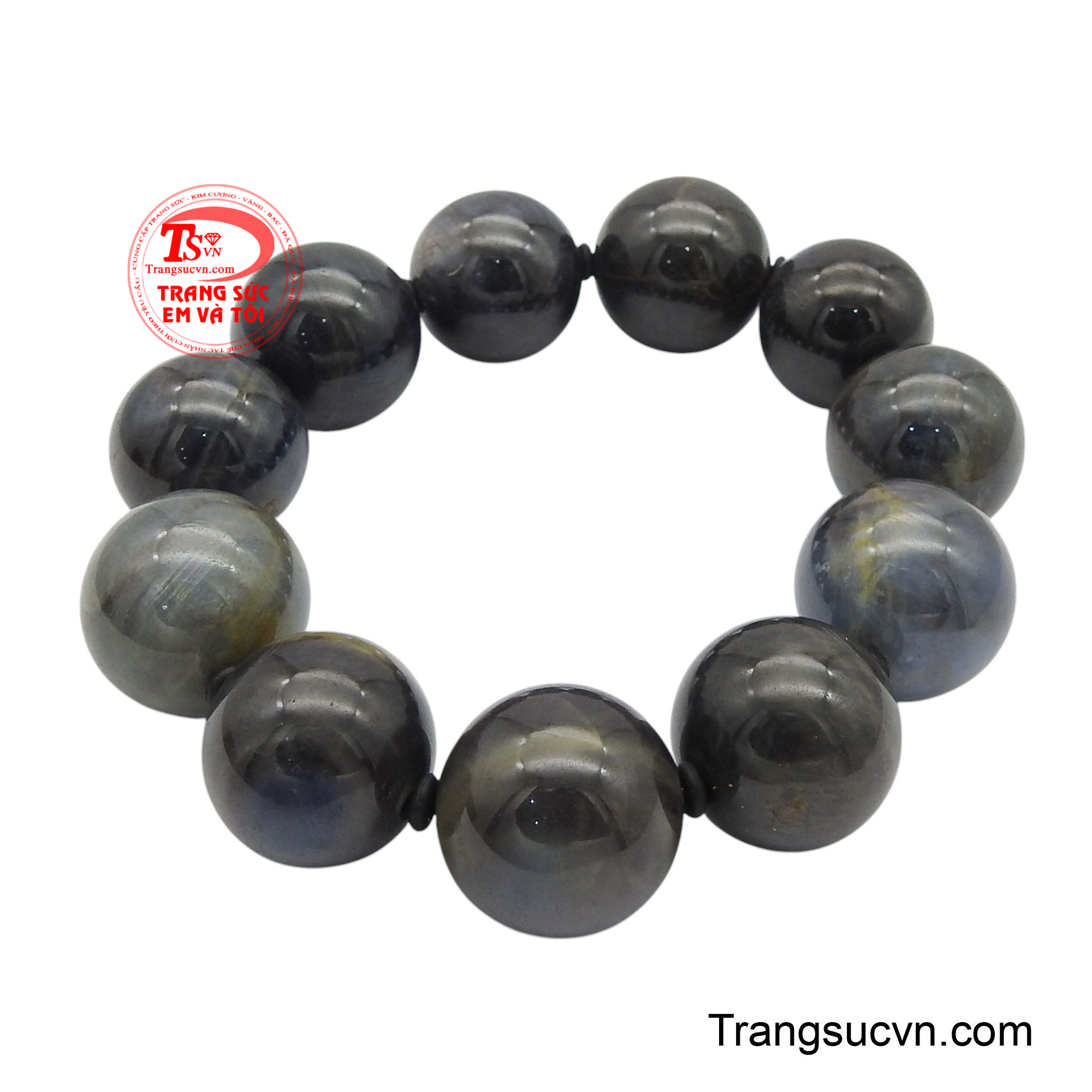 Đây không chỉ là một món trang sức xa hoa, mà còn là biểu tượng của trí tuệ, sự kiên định và đẳng cấp đỉnh cao.