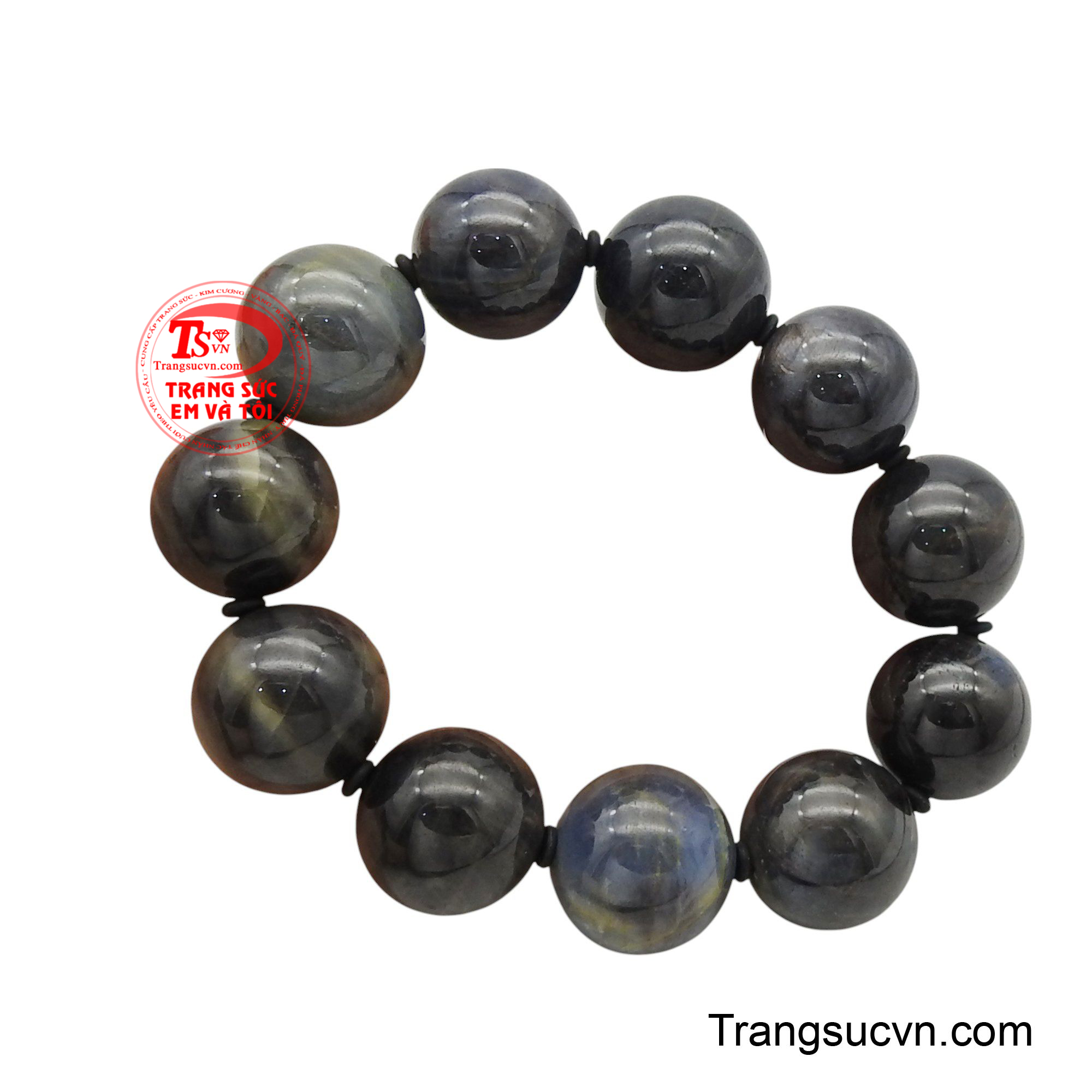 Khi đeo, chuỗi tay mang đến cảm giác vững chãi, tự tin, khẳng định vị thế và phong thái của người sở hữu.