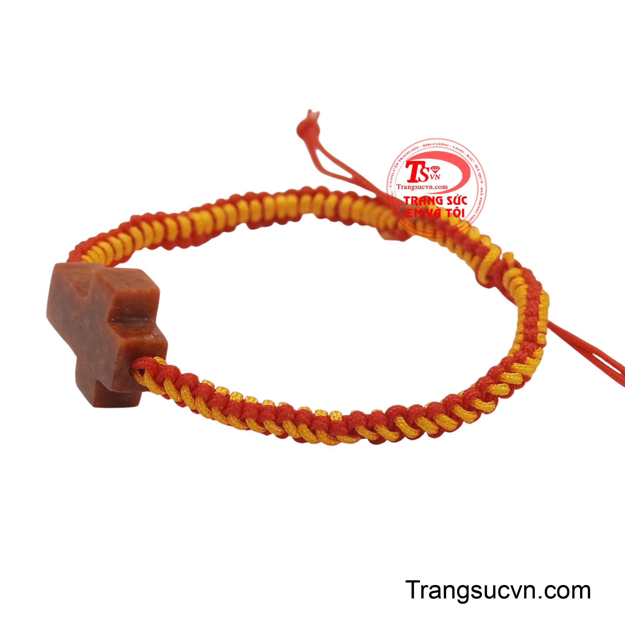 Sự kết hợp hài hòa này không chỉ tạo nên một vật phẩm trang sức tâm linh độc đáo mà còn là sự cộng hưởng của những năng lượng tích cực, mang đến sự mạnh mẽ, bình an và may mắn cho người sở hữu.