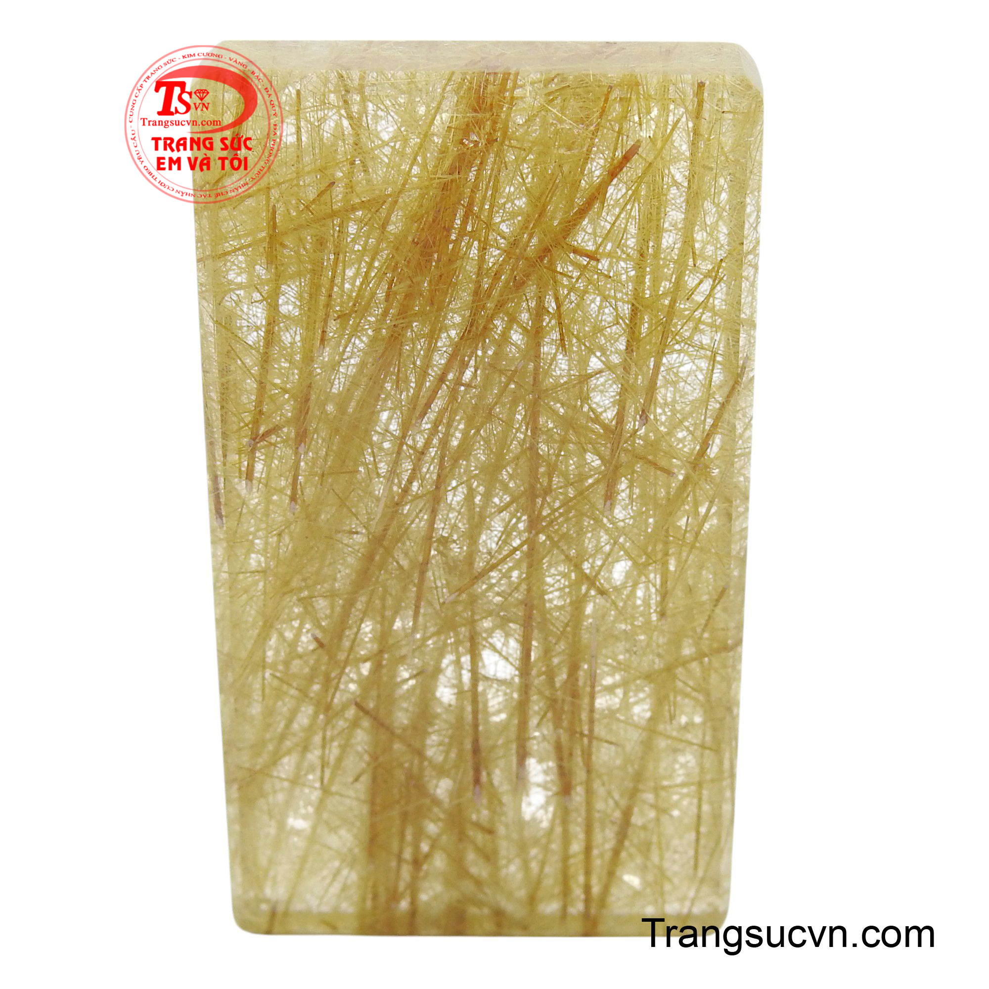 Mặt dây vô sự bài thạch anh tóc vàng là sản phẩm được chế tác từ thạch anh tóc thiên nhiên, đem may mắn.