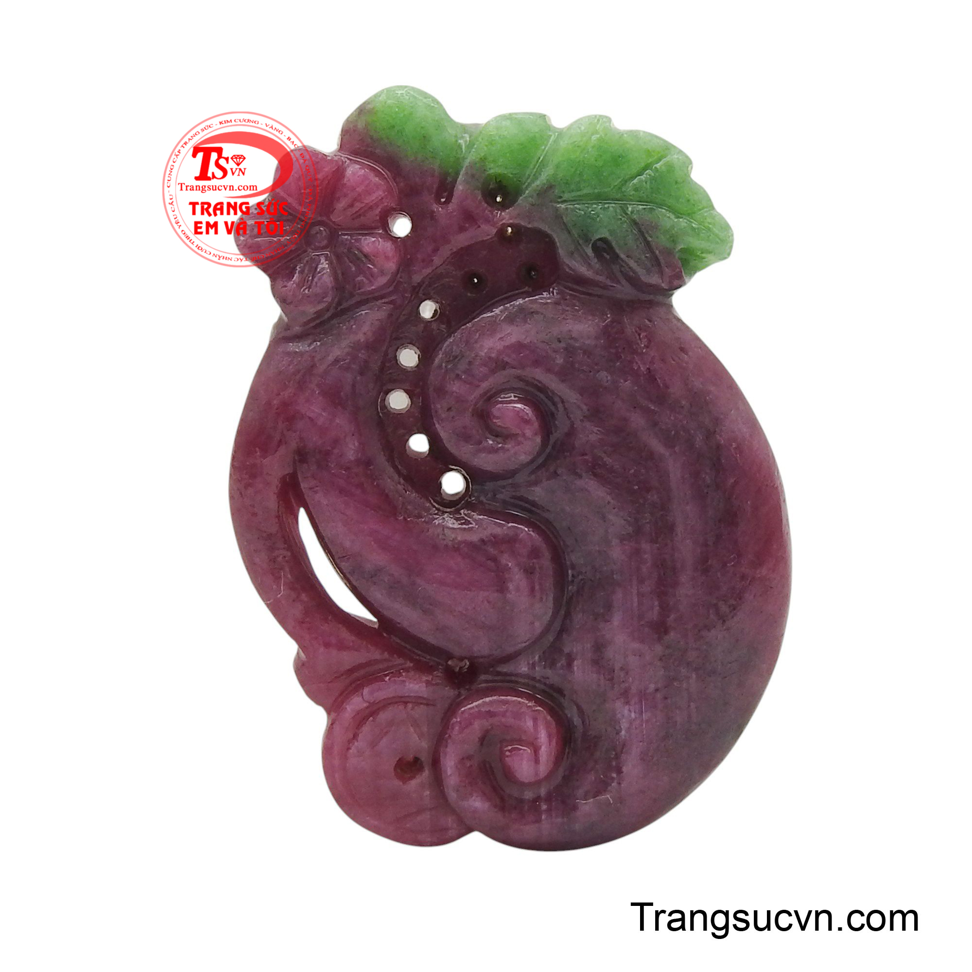 Mặt Ruby chạm khắc hình quả bầu được chế tác từ đá ruby tự nhiên, nổi bật với hình dáng quả bầu được chạm khắc tinh xảo.