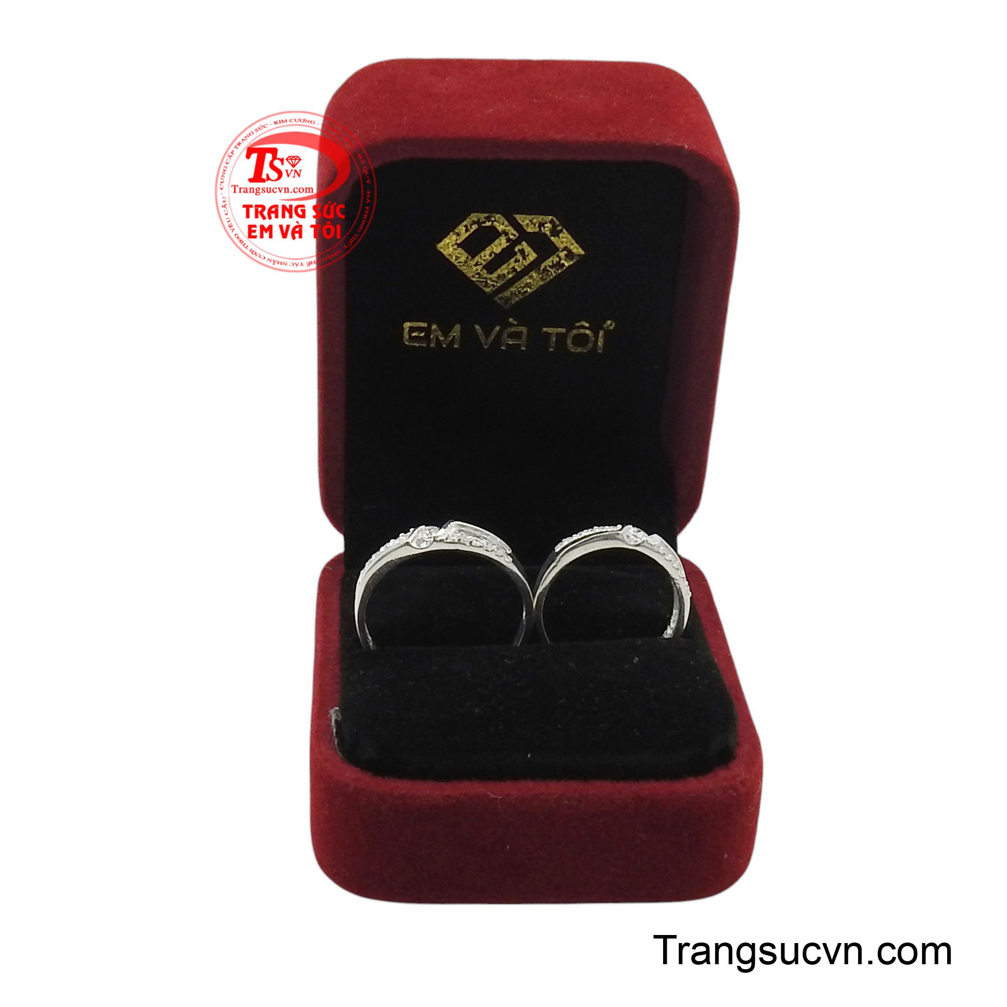 Sản phẩm được giao hàng toàn quốc.