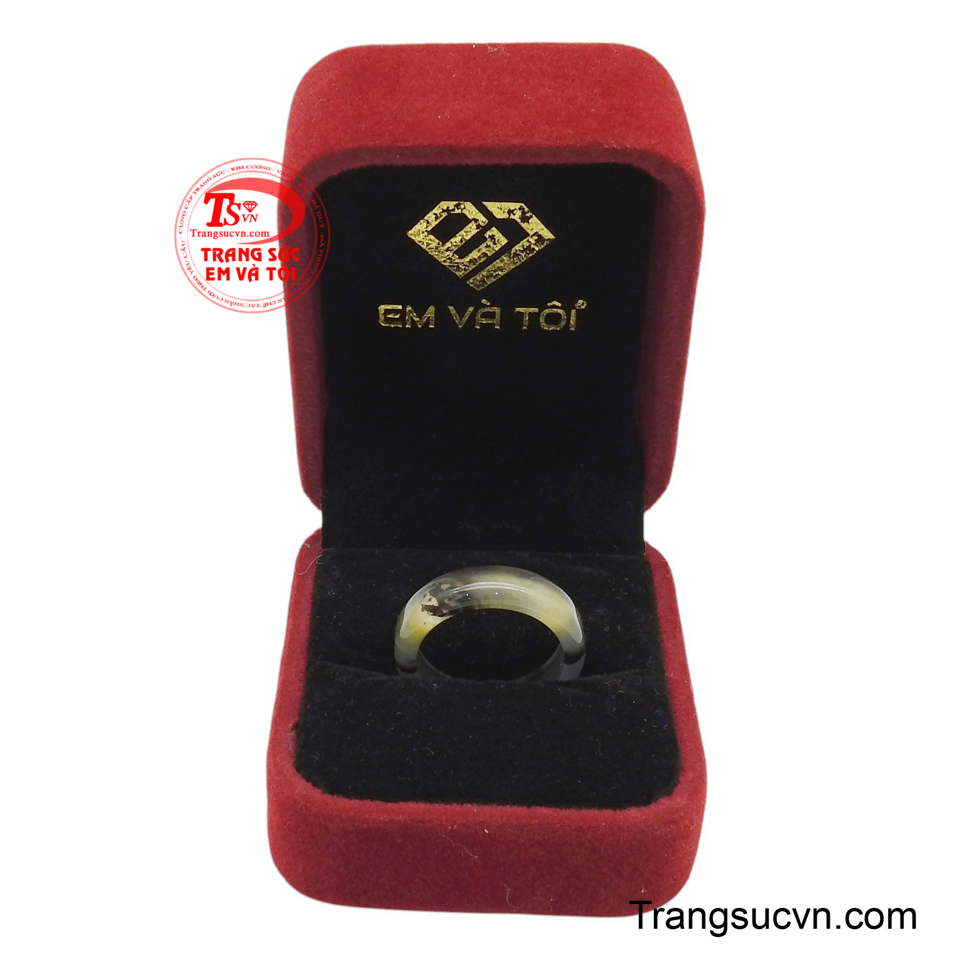 Sản phẩm được giao hàng toàn quốc.