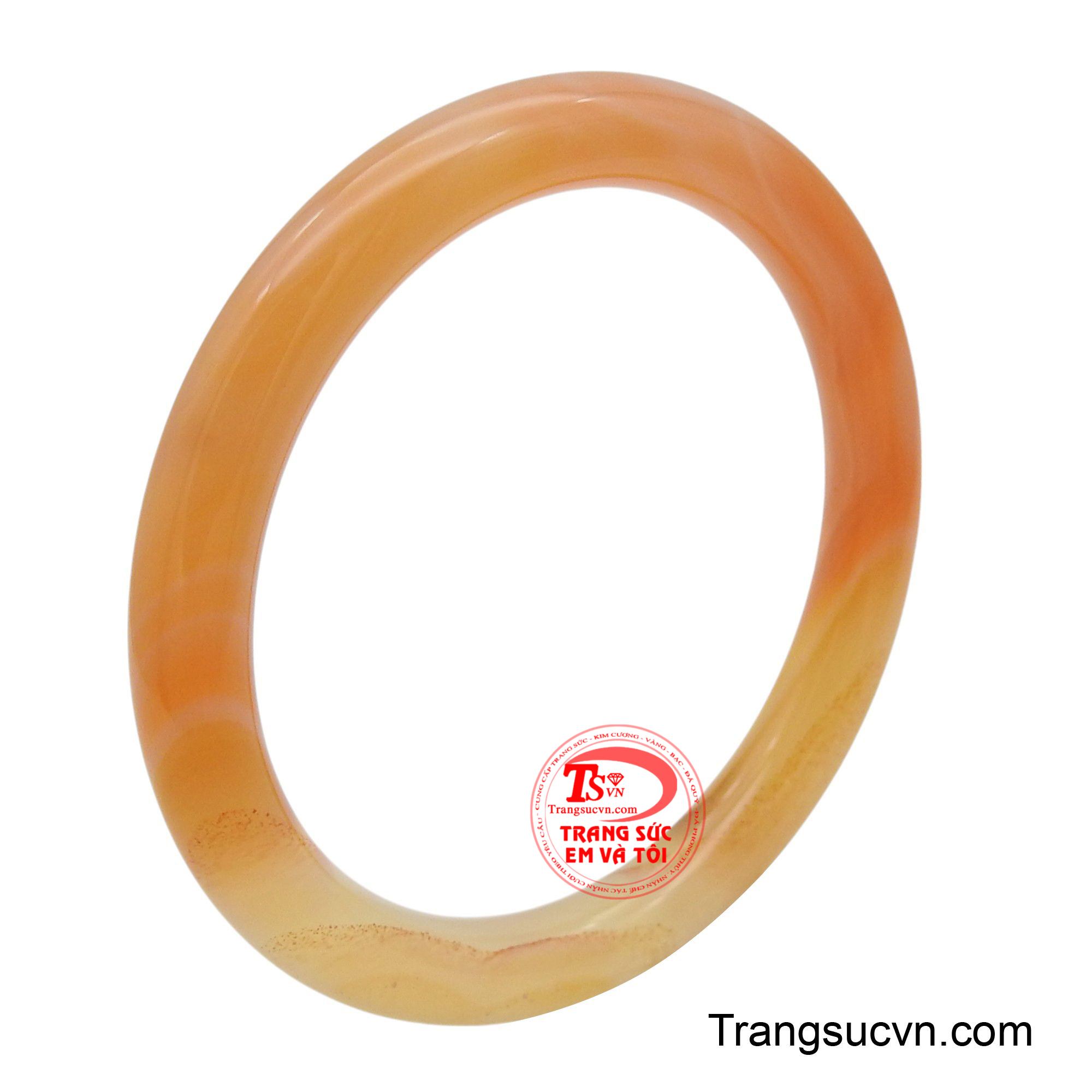 Chọn một chiếc vòng mà bạn thực sự yêu thích, cảm nhận sự kết nối với nó, và đeo nó với niềm vui, sự tự tin để lan tỏa năng lượng tích cực, thu hút những điều tốt đẹp và sự