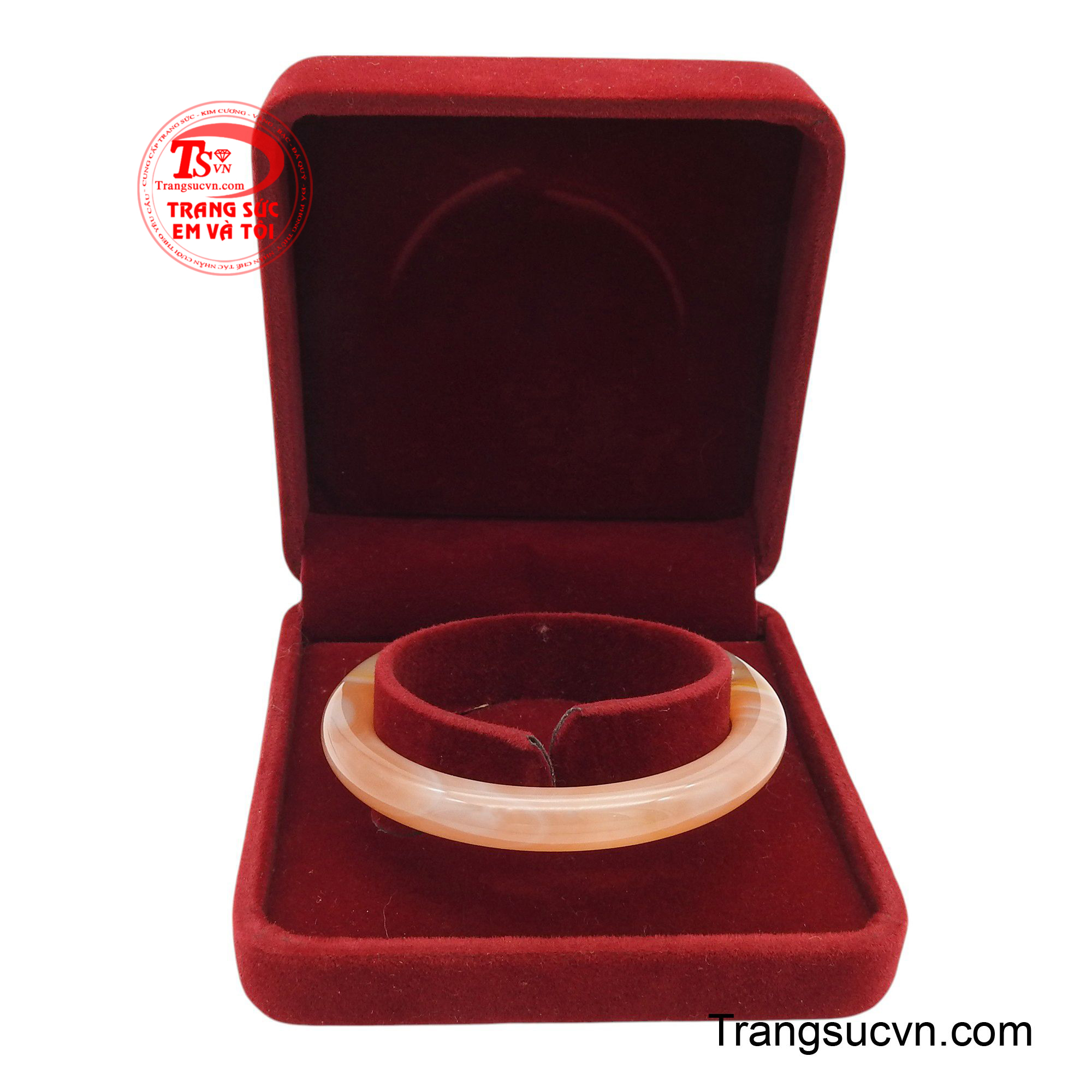Sản phẩm được giao hàng toàn quốc.