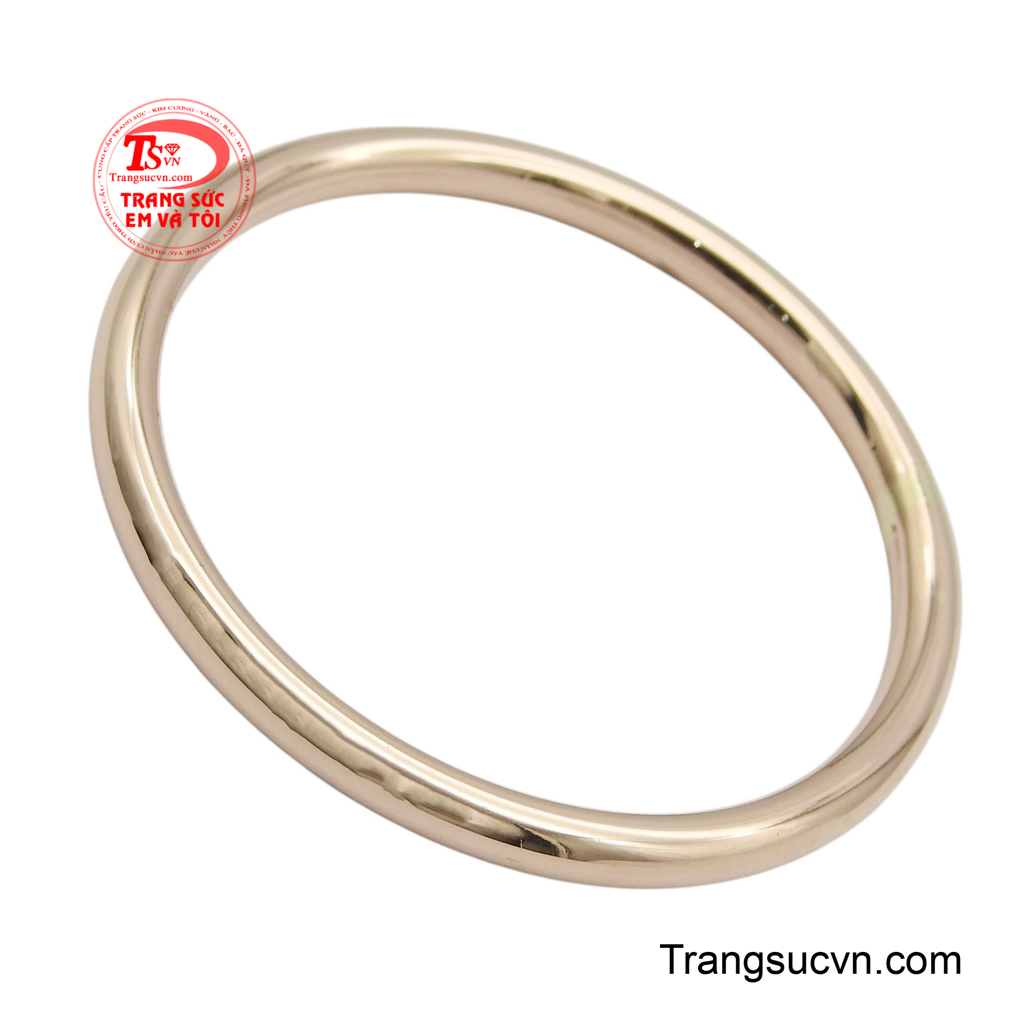 Đây không chỉ là một món trang sức làm đẹp, mà còn là vật kỷ niệm vô giá, biểu tượng cho sự che chở, mang theo ước nguyện về một cuộc sống đủ đầy, hạnh phúc và luôn được bao bọc trong vòng tay yêu thương của gia đình.