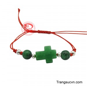 Dây tết thánh giá ngọc cầu nguyện được tết thủ công tỉ mỉ, tượng trưng cho may mắn, bình an và sự bảo vệ. 