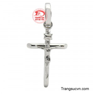 Mặt dây thánh giá cầu nguyện là biểu tượng tinh tế của đức tin, kết hợp vẻ đẹp hiện đại của vàng trắng với ý nghĩa thiêng liêng của Thánh Giá.