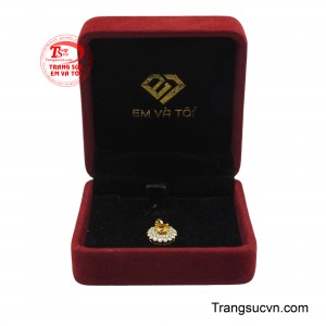 Sản phẩm được giao hàng toàn quốc.