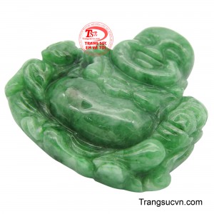 Hình ảnh Ngài Di Lặc ngồi an nhiên, tay cầm pháp khí biểu trưng cho sự bảo vệ và che chở, mang đến cảm giác an toàn và bình yên cho người đeo.