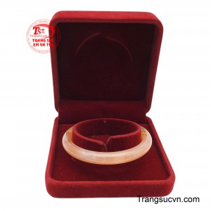 Sản phẩm được giao hàng toàn quốc.