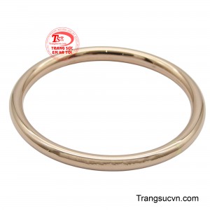 Vòng tay vàng hồng cho bé là hiện thân của sự dịu dàng và tình yêu thương dành cho bé yêu.