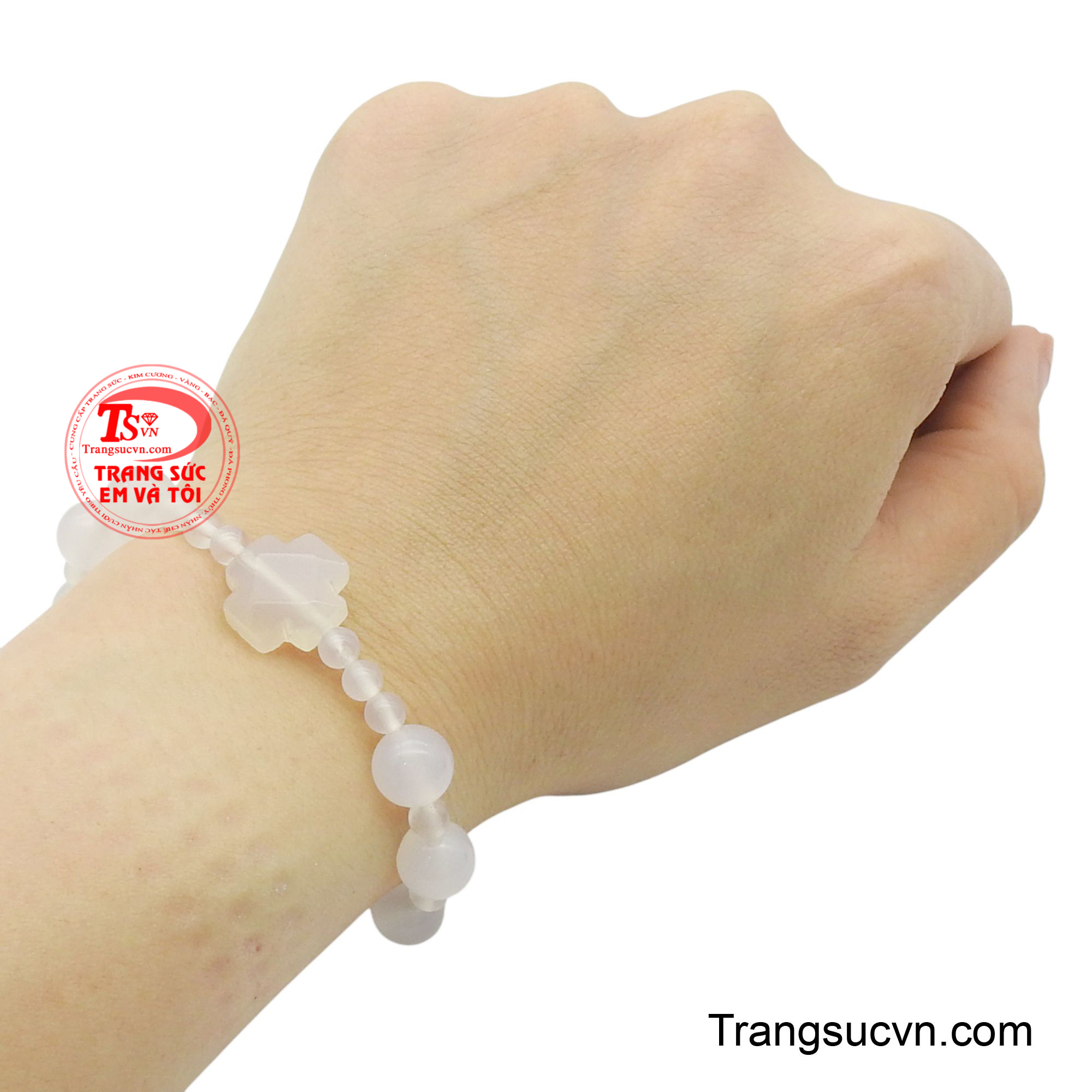 Vẻ đẹp đơn giản nhưng sâu sắc của nó phù hợp với mọi phong cách.