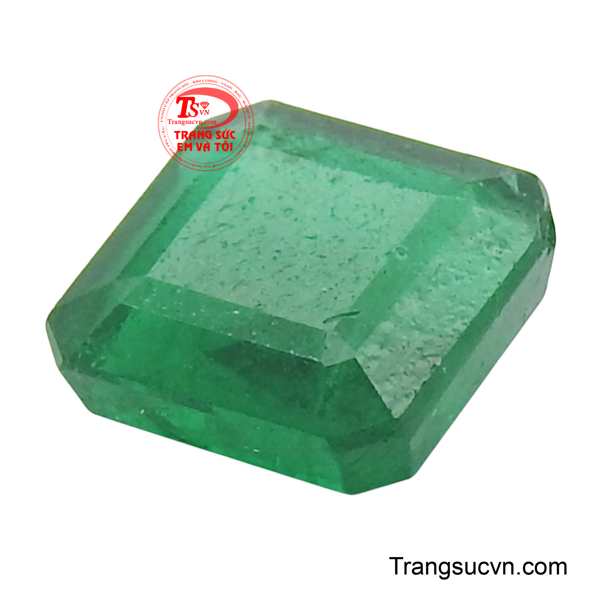 Với vẻ đẹp vĩnh cửu và giá trị tinh thần to lớn, Emerald là món quà ý nghĩa dành cho những người sinh vào tháng 5, thể hiện sự trân trọng và lời chúc phúc cho một cuộc sống tràn đầy năng lượng và may mắn.