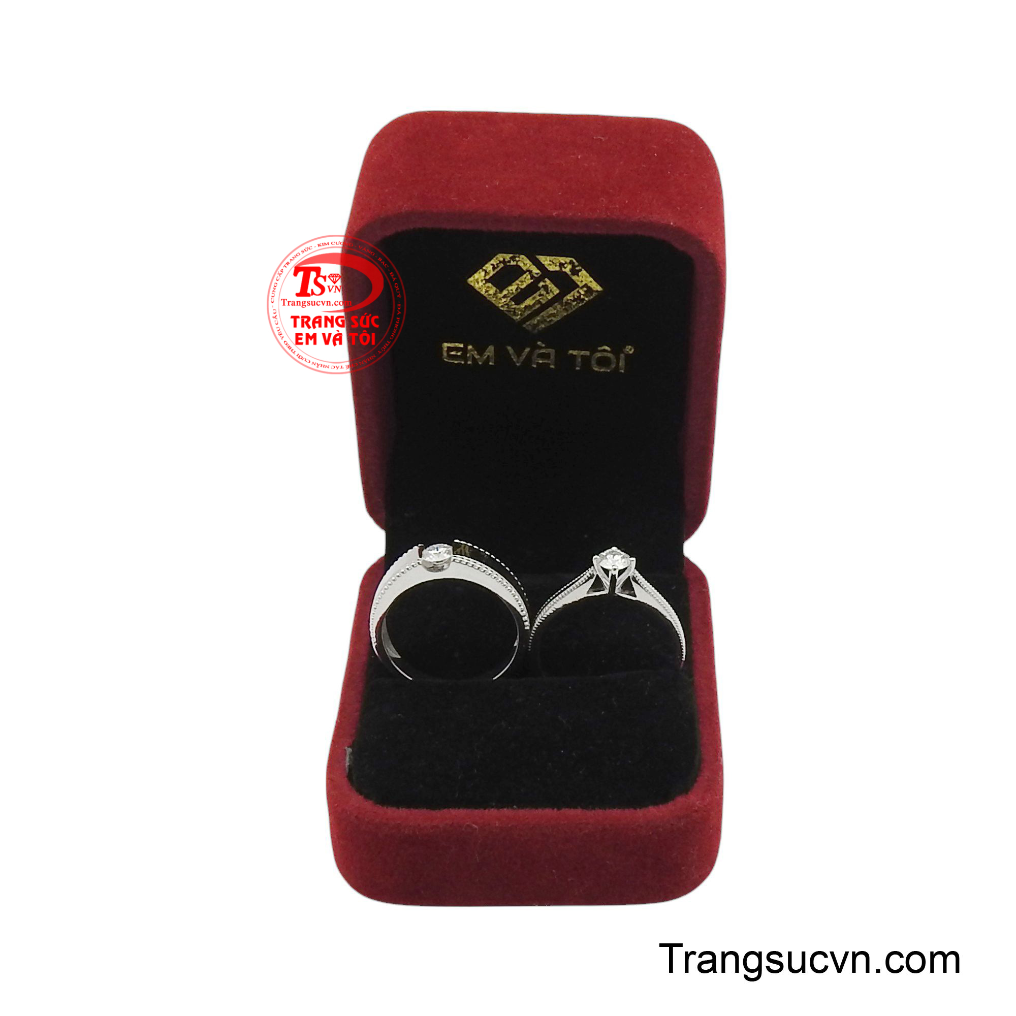 Sản phẩm được giao hàng toàn quốc.