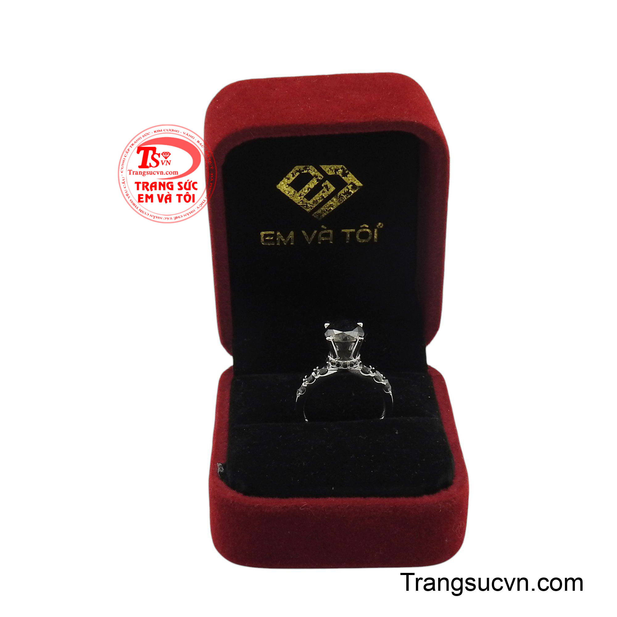 Sản phẩm được giao hàng toàn quốc.