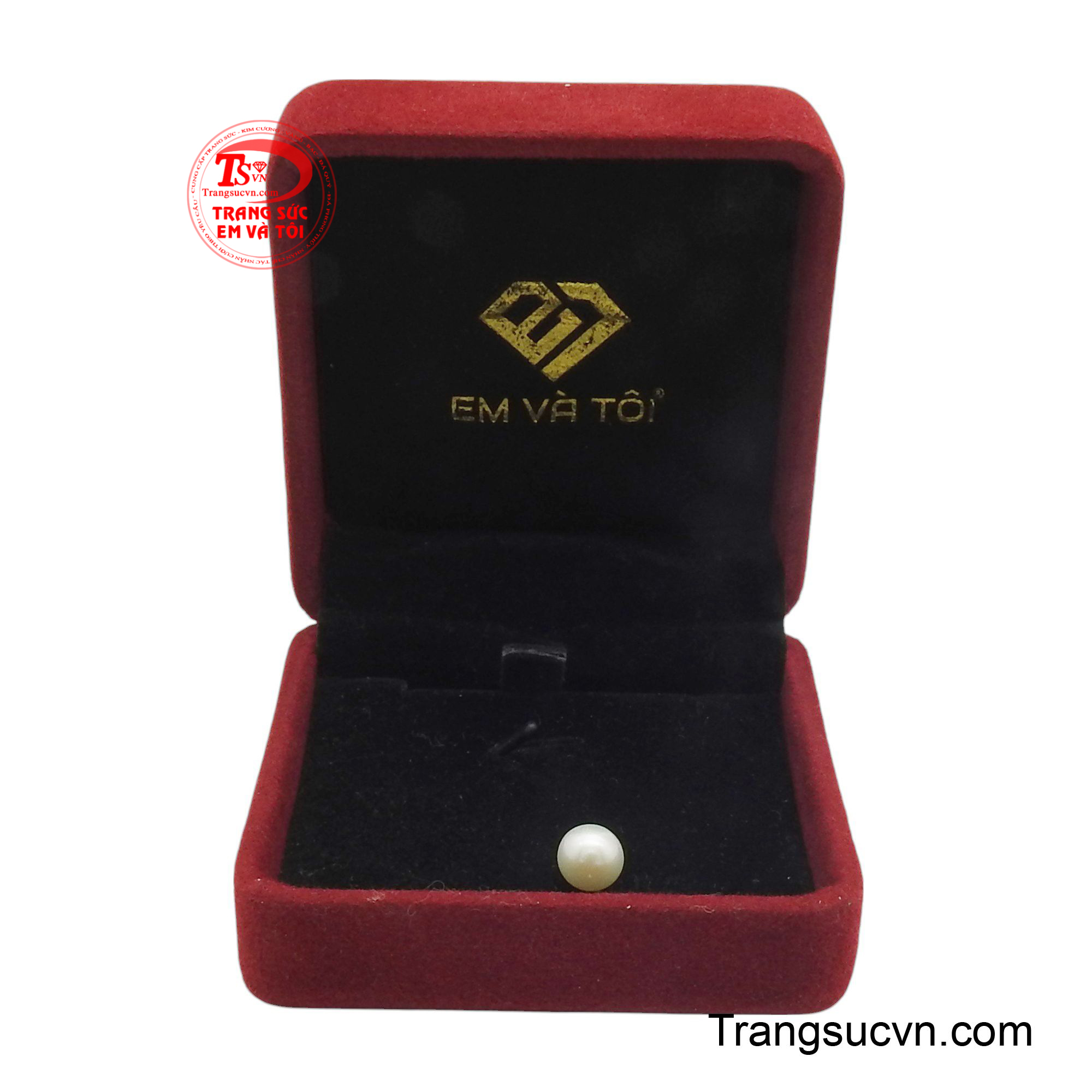 Đây là món trang sức dễ dàng kết hợp với phong cách hàng ngày hoặc trong các dịp đặc biệt.