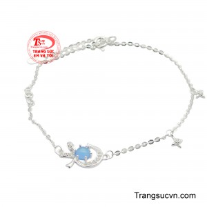 Đây là lựa chọn hoàn hảo cho những ai yêu thích vẻ đẹp lãng mạn và muốn thể hiện phong cách độc đáo của mình.