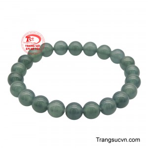 Vòng tay không chỉ là một món trang sức làm đẹp, mà còn là biểu tượng của sự bình an, may mắn và tài lộc theo quan niệm phong thủy.