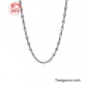 Đây là món trang sức lý tưởng, vừa thể hiện gu thẩm mỹ tinh tế, vừa mang đến sự sang trọng và khác biệt cho người sở hữu.