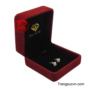 Sản phẩm được giao hàng toàn quốc.