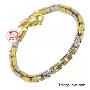 ới trọng lượng vừa phải và kiểu dáng cá tính, chiếc lắc tay này không chỉ là món trang sức tô điểm cho cổ tay mà còn là tuyên ngôn về gu thẩm mỹ, giúp quý ông thể hiện sự tự tin và khác biệt trong mọi khoảnh khắc.