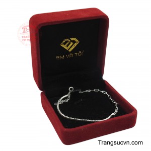 Sản phẩm được giao hàng toàn quốc.