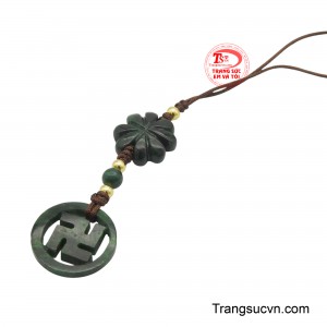 Được chế tác từ ngọc cẩm thạch tự nhiên, mỗi chi tiết đều toát lên sự sang trọng và gần gũi với thiên nhiên.