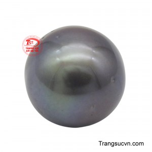 Viên ngọc trai này toát lên sự sang trọng và tinh tế, là lựa chọn lý tưởng cho một món trang sức độc đáo và đẳng cấp, thu hút mọi ánh nhìn bởi vẻ đẹp mê hoặc của nó.